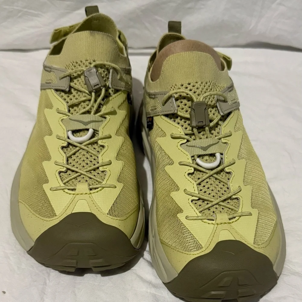 Hoka versatile olive